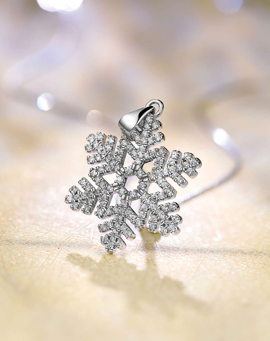 925银瑞士钻雪花吊坠
