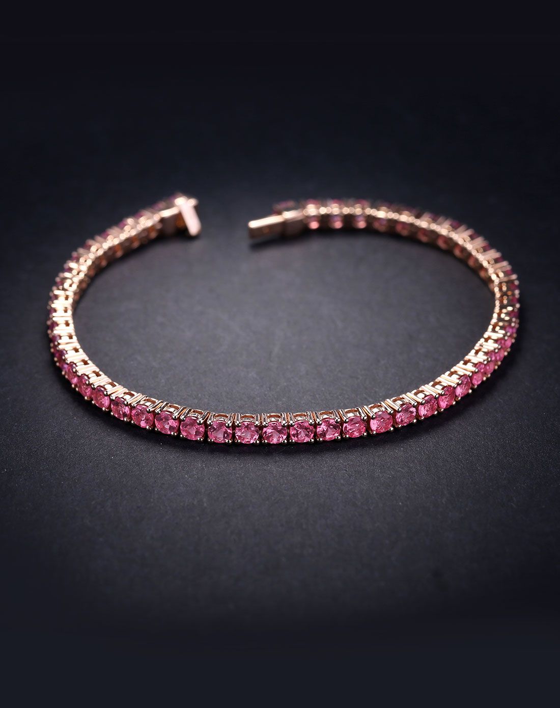 209克拉尖晶石手链