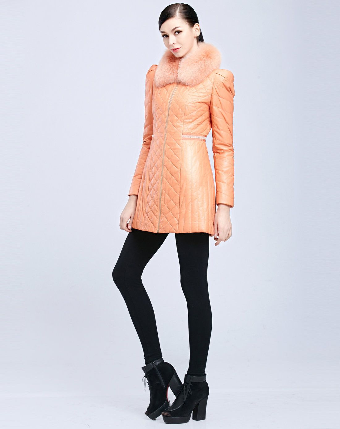 story皮草专场女款杏粉色狐狸毛领绵羊皮羽绒皮衣55w130635_唯品会