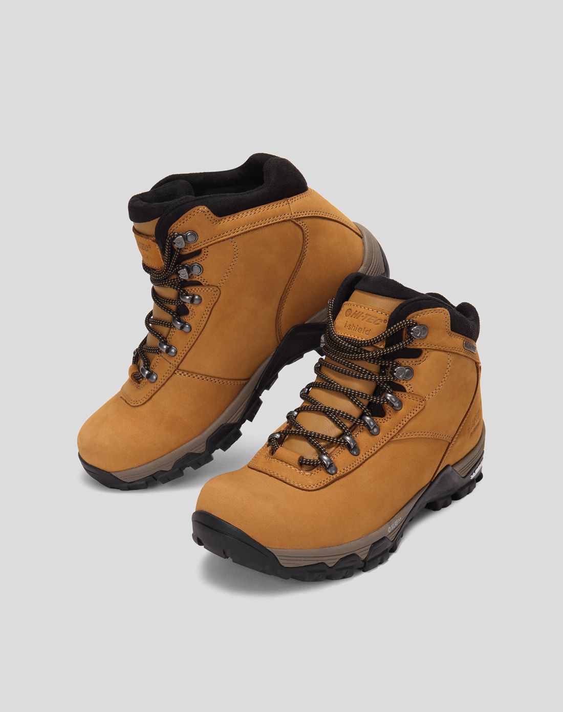 hi-tec男款棕黄色高帮米其林底防水徒步休闲鞋