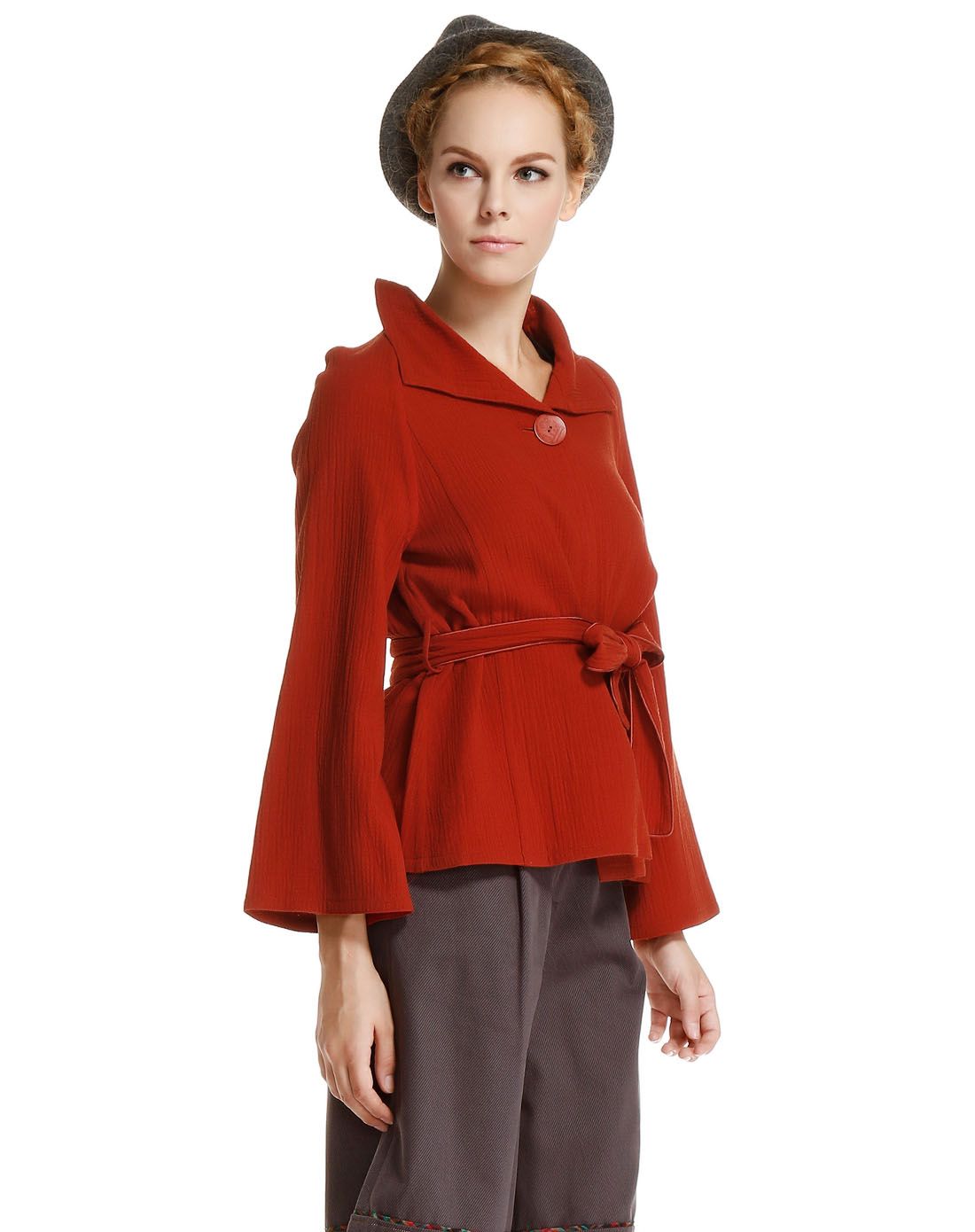 棕红色复古个性长袖外套