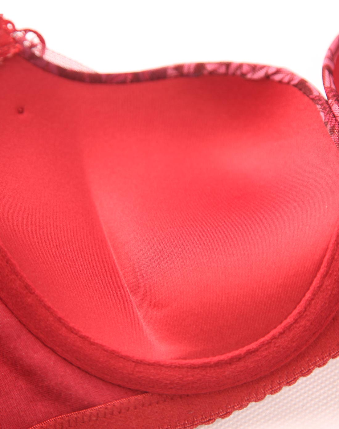 女款红印花色3/4中厚模杯文胸