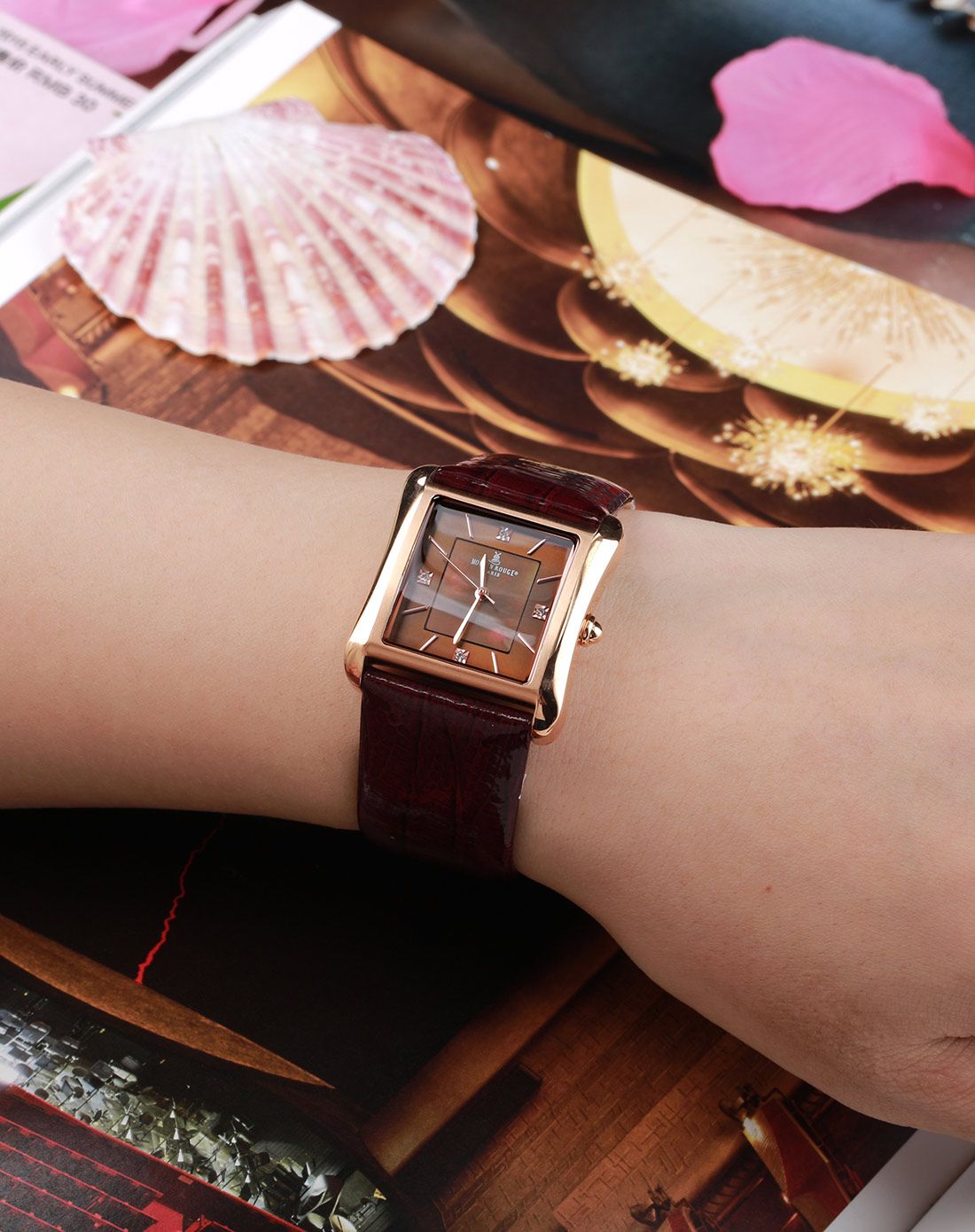 红磨坊moulin rouge 优雅复古方形小表盘玫瑰金石英女表