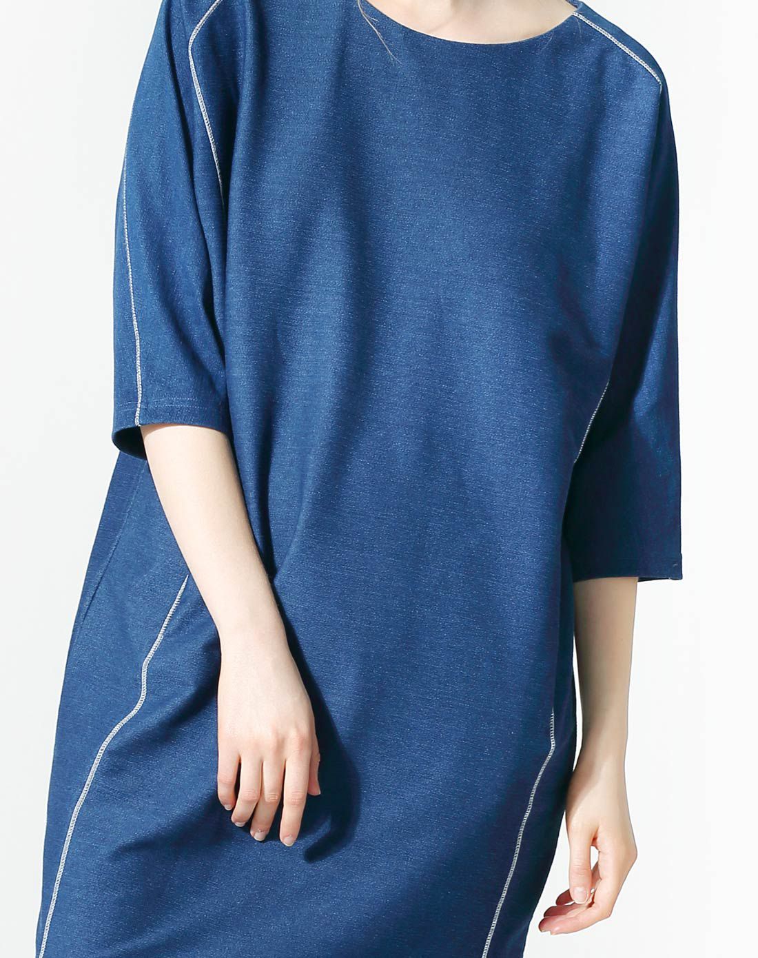 宝石蓝丹宁色七分袖连衣裙