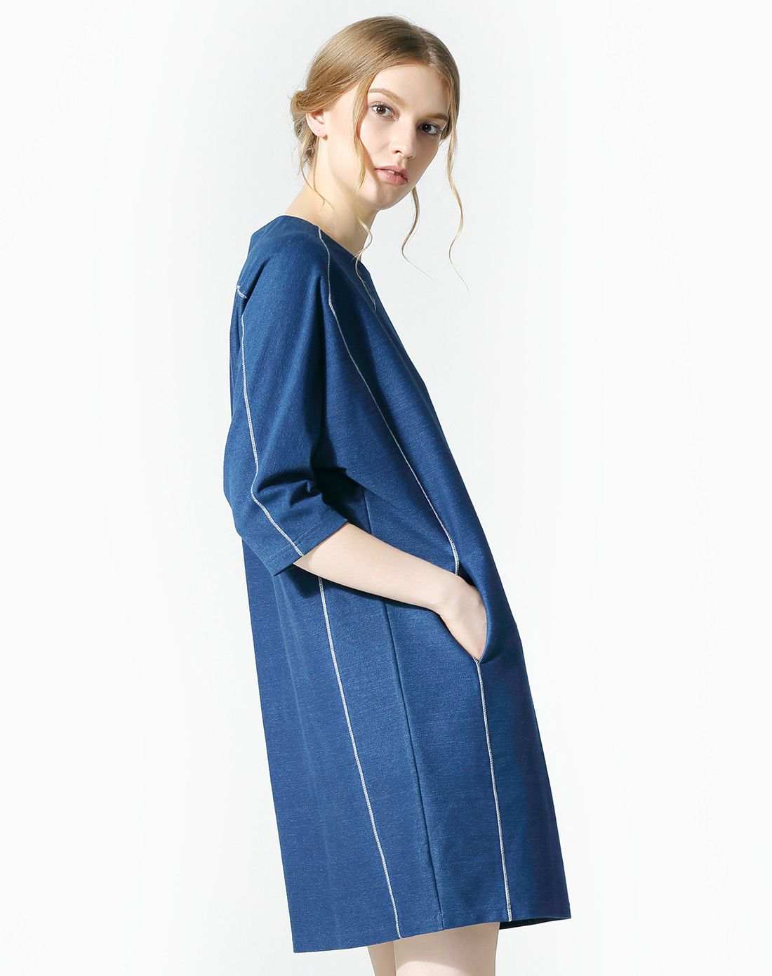 宝石蓝丹宁色七分袖连衣裙