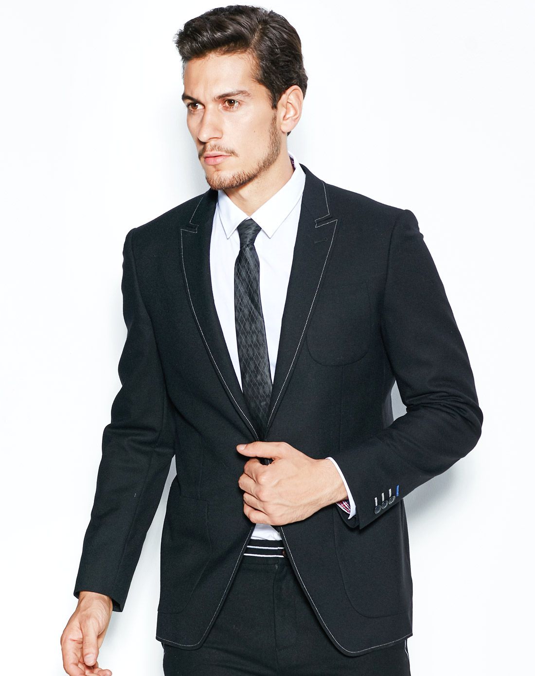 黑色成熟绅士百搭西服上衣