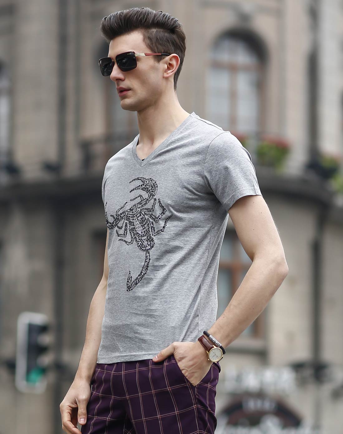 男款灰色雅痞时尚短袖t恤