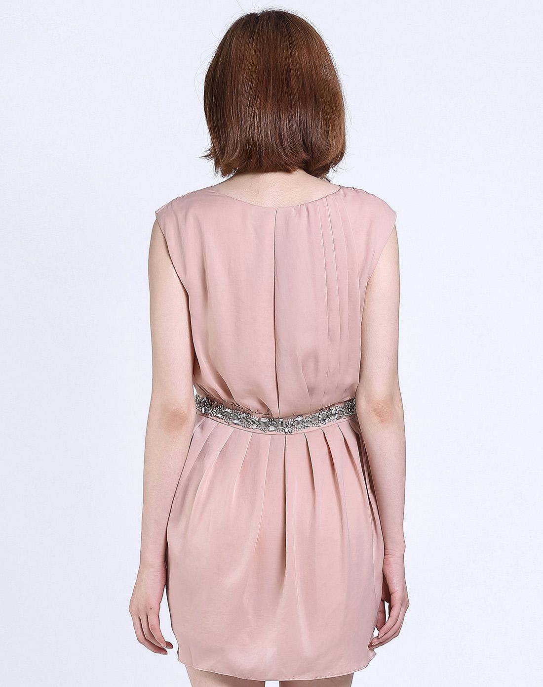 白色时尚女人罗马领褶皱连衣裙