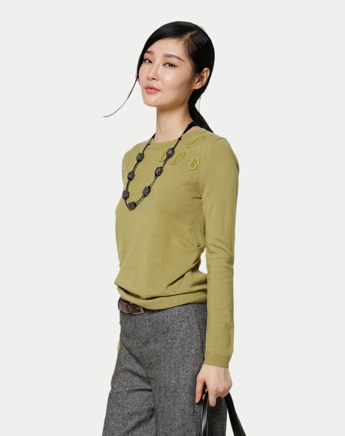 苔藓绿圆领短款修身羊毛衫