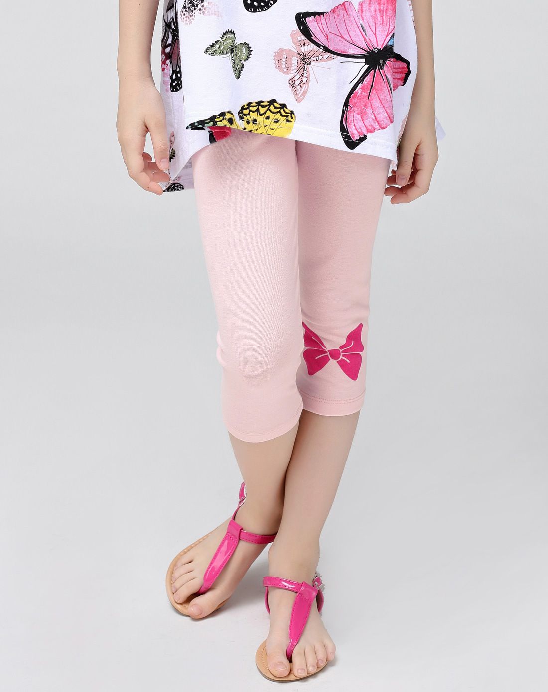 女童浅粉蝴蝶结七分裤