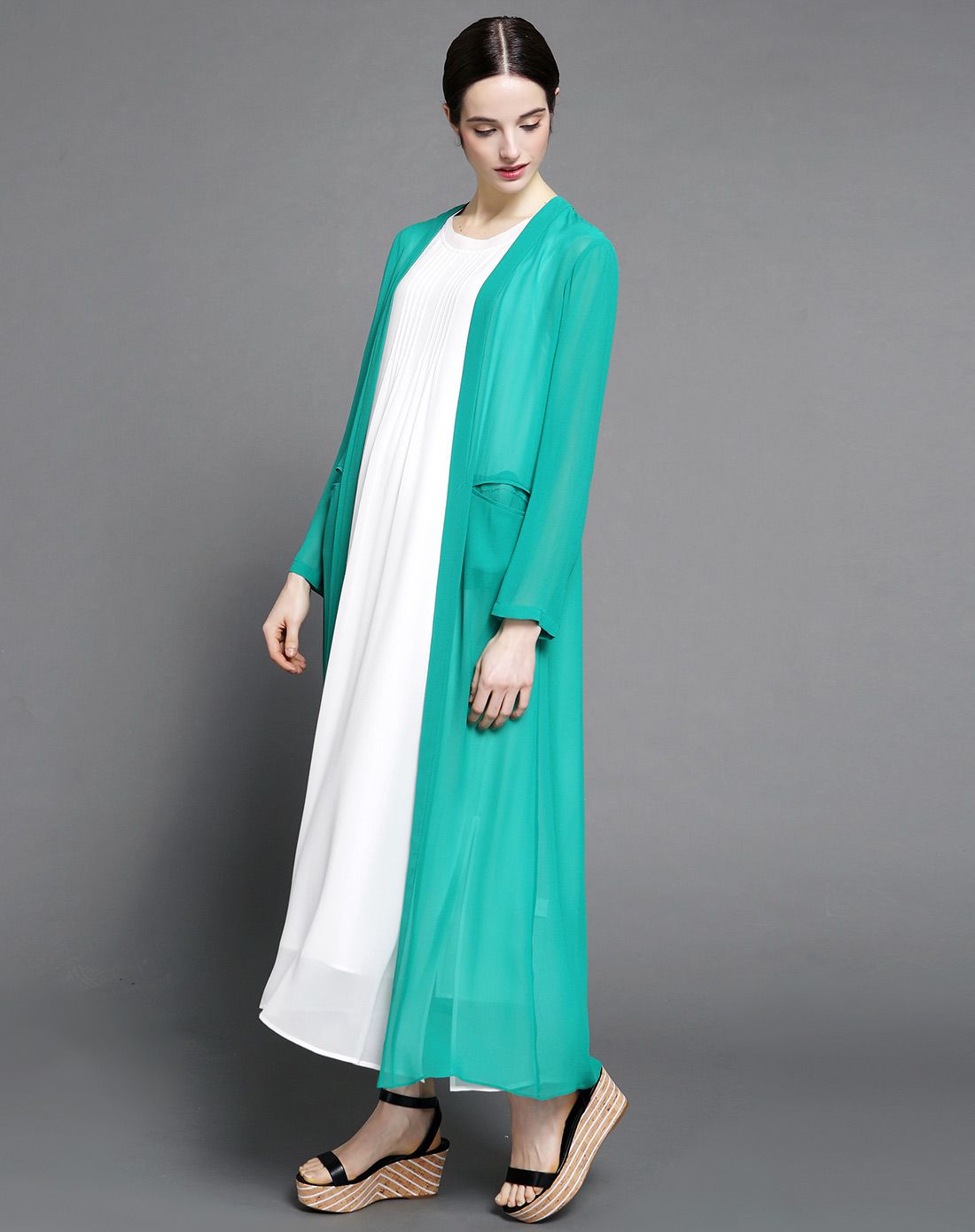 青碧色薄款真丝外套