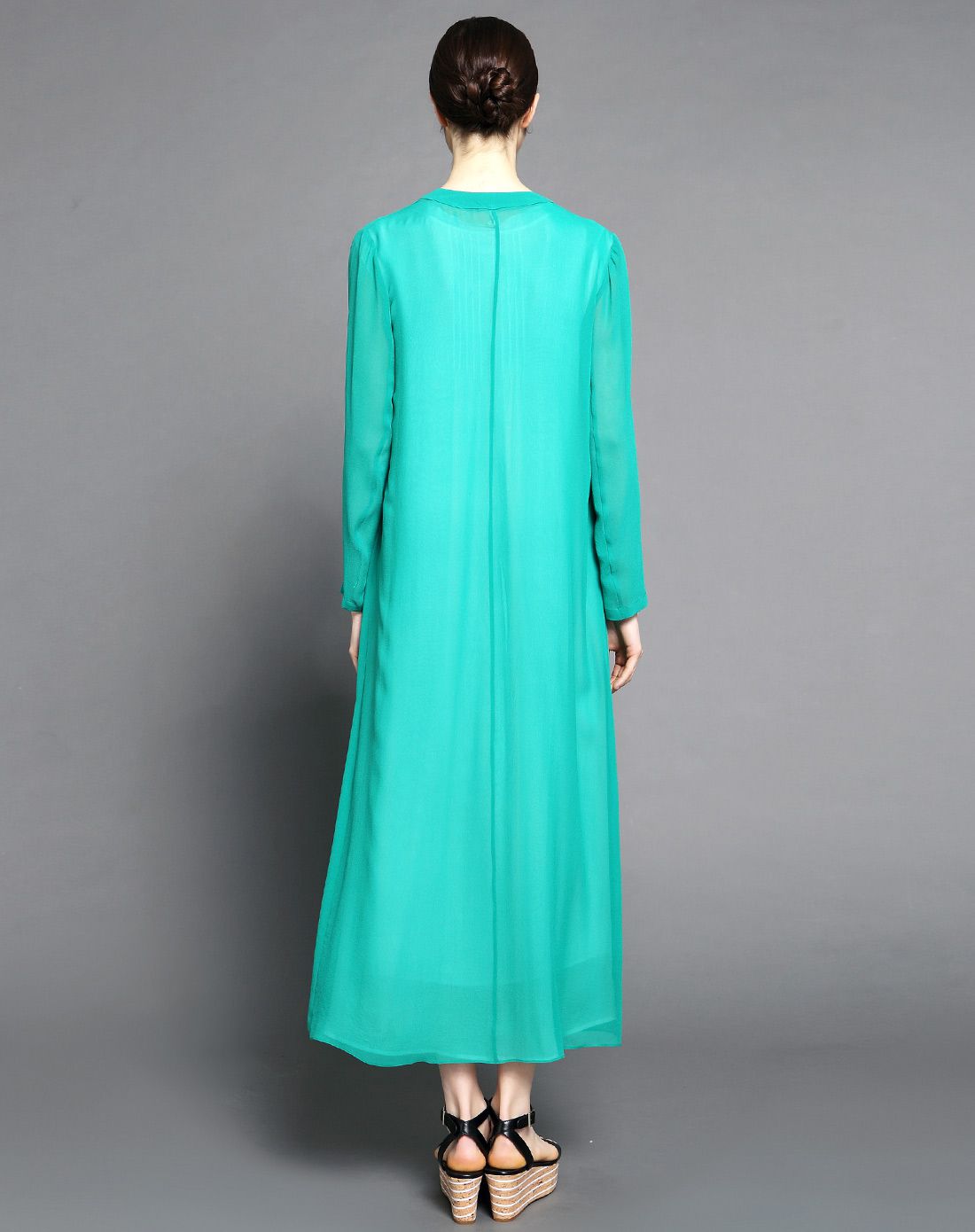 青碧色薄款真丝外套