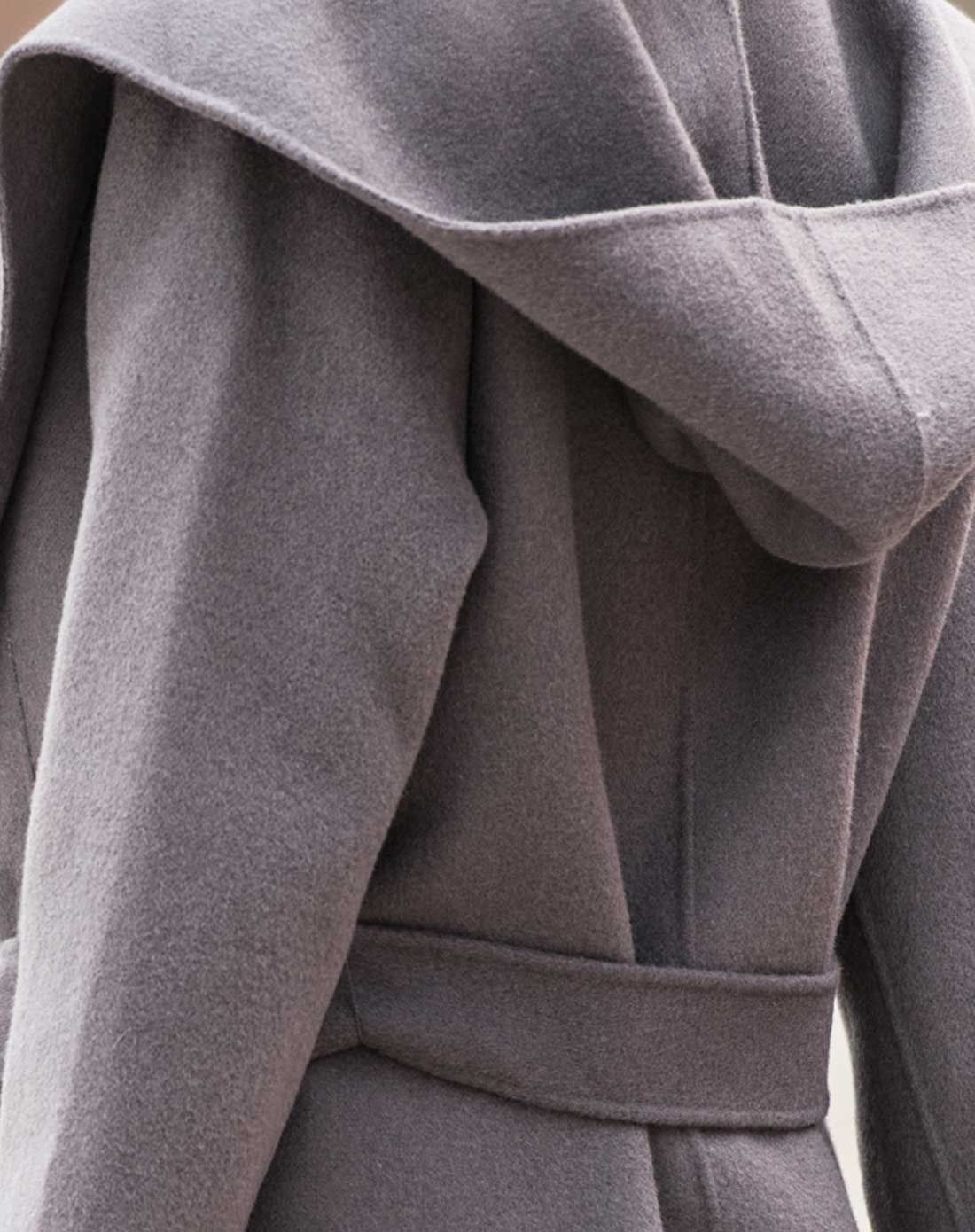 女紫灰色长袖连帽领中长款双面呢外套