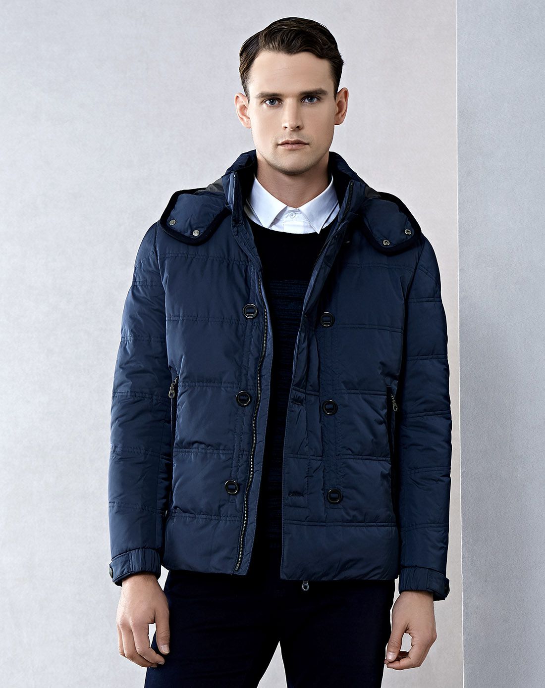 红标修身版型深蓝色防风保暖商务羽绒服
