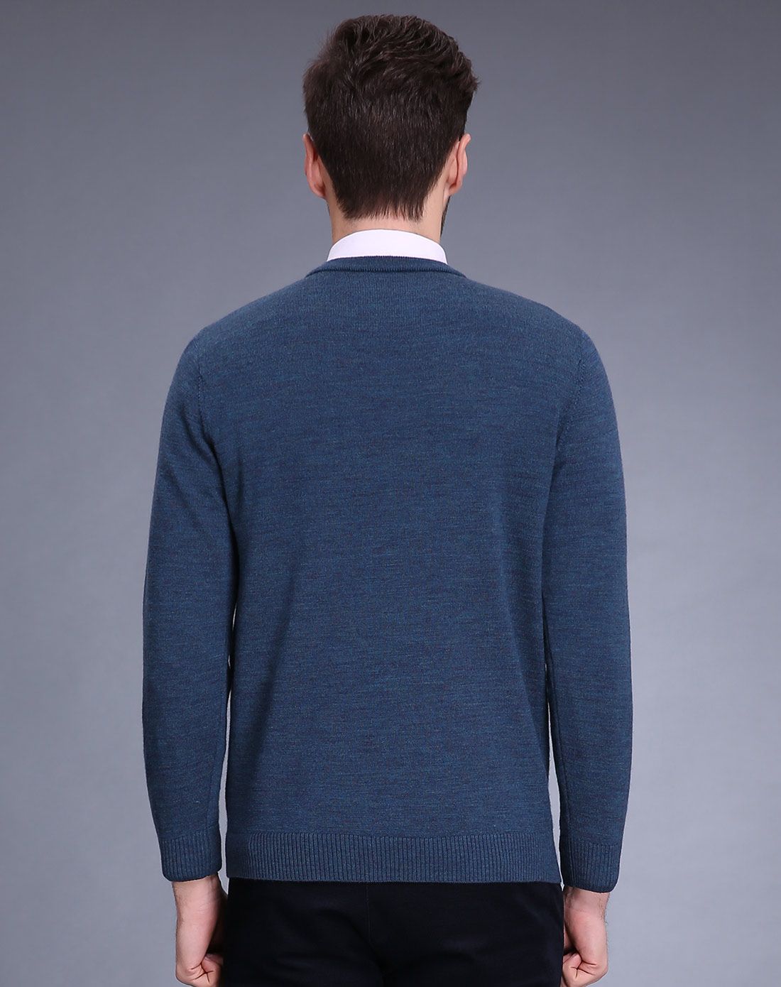 男款灰湖蓝成熟稳重v领加厚羊毛套衫