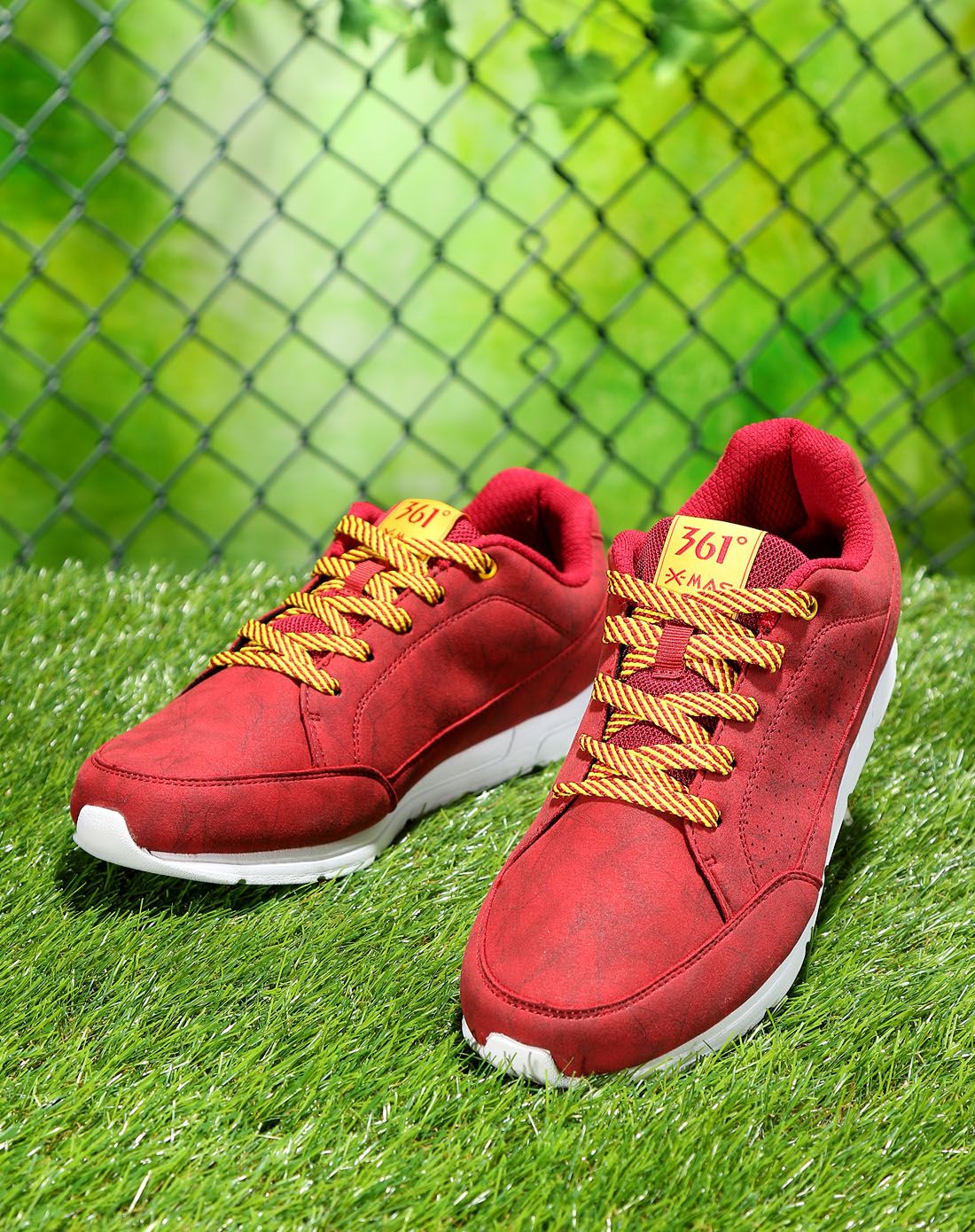 经典时尚 男款橙红配黄色休闲鞋