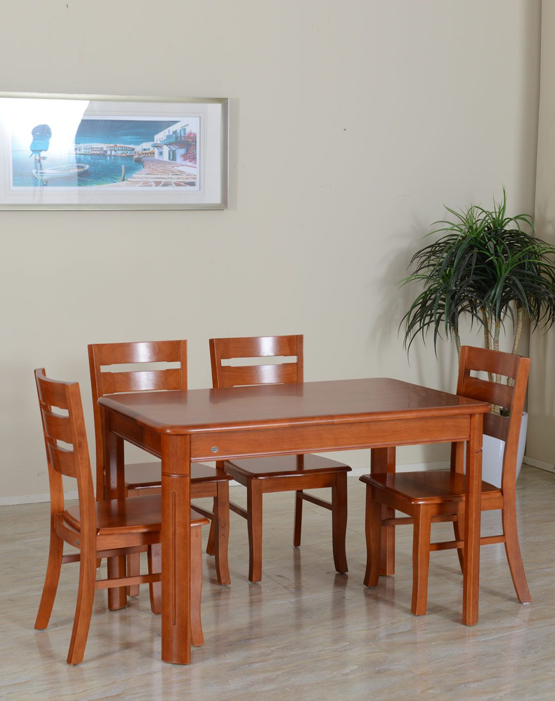 华日家居琥珀色实木1.2米一桌四椅