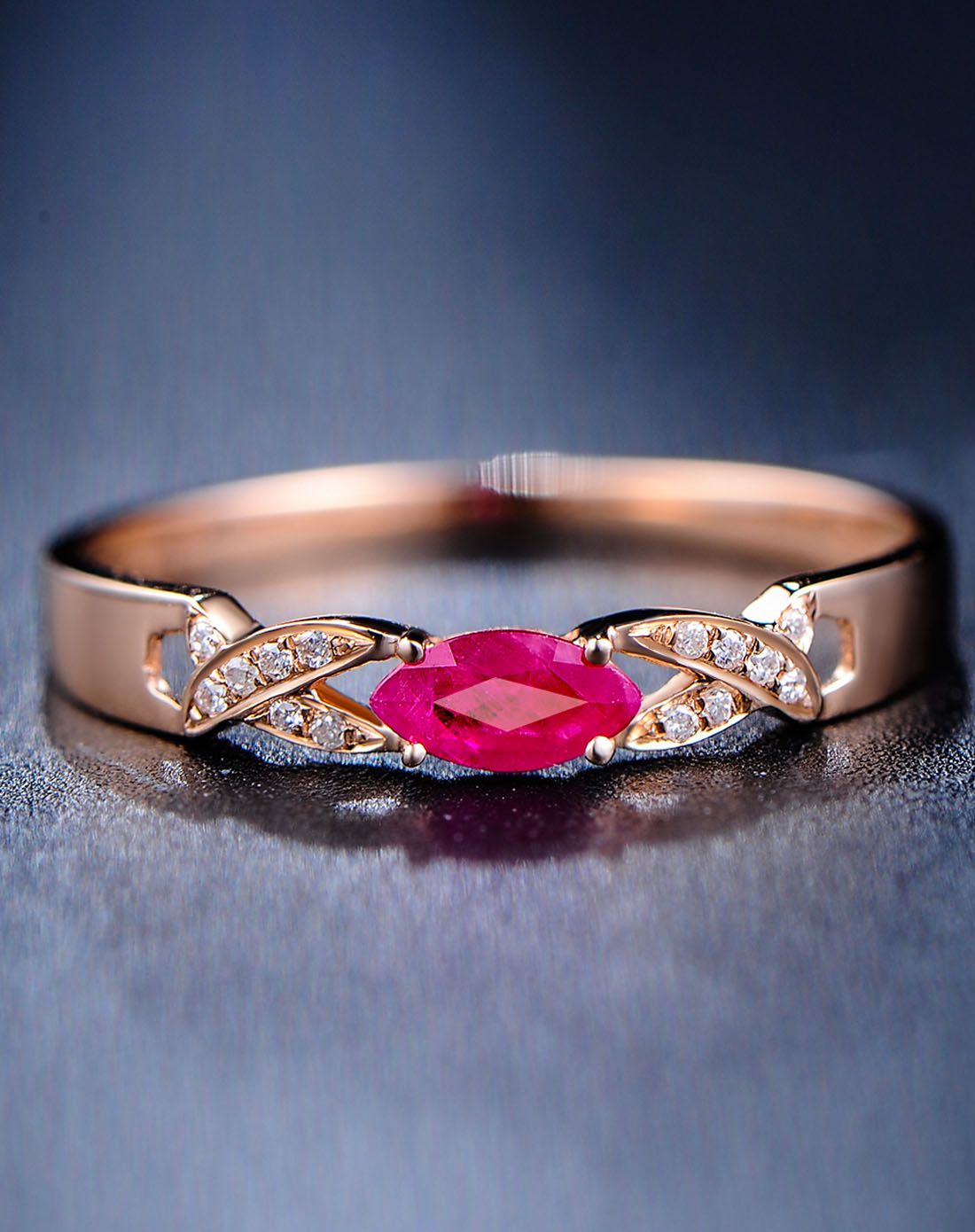 鑫万福 新品简约百搭18k金18分红宝石戒指