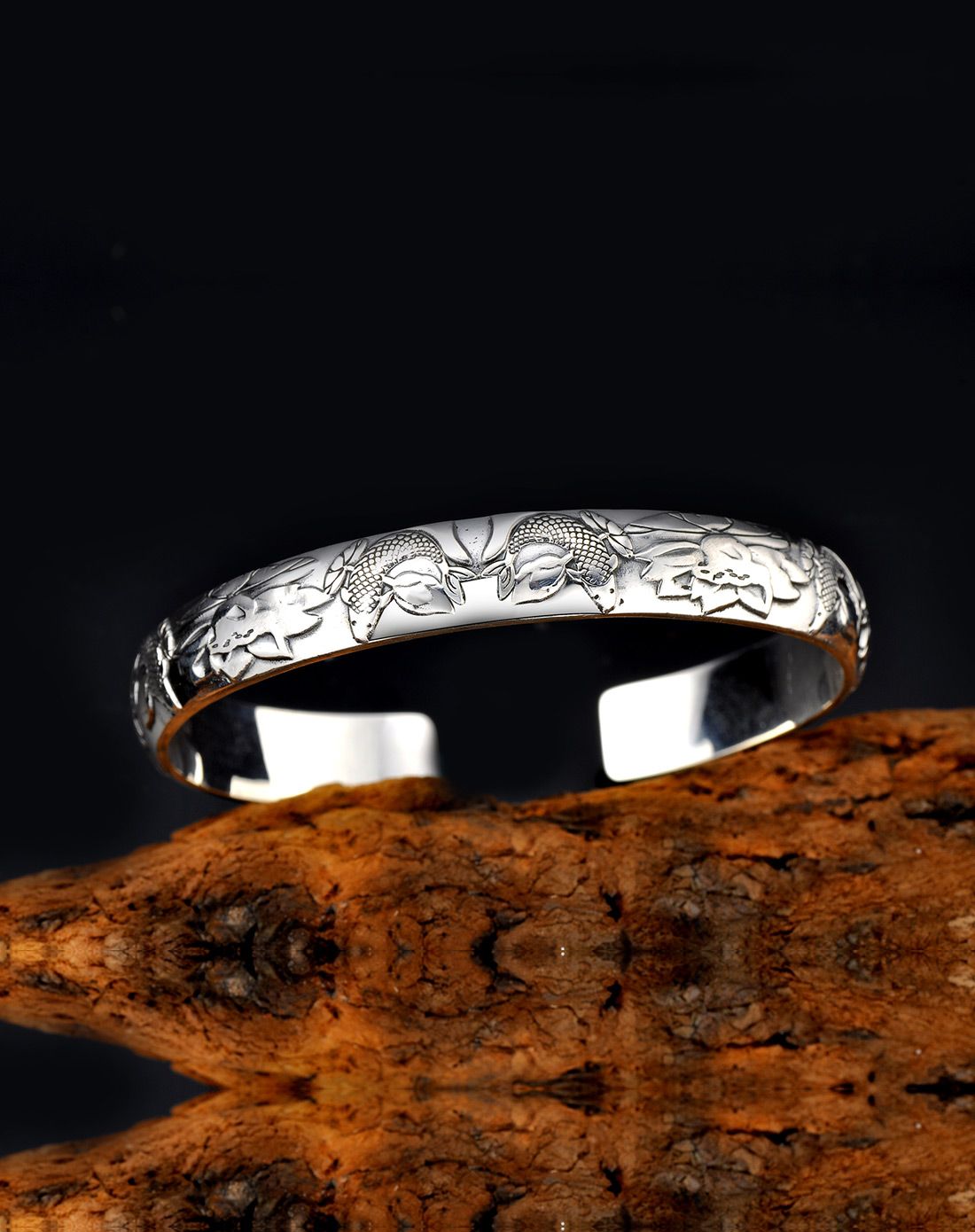 990足银泰银手镯双鱼荷花48g配证书