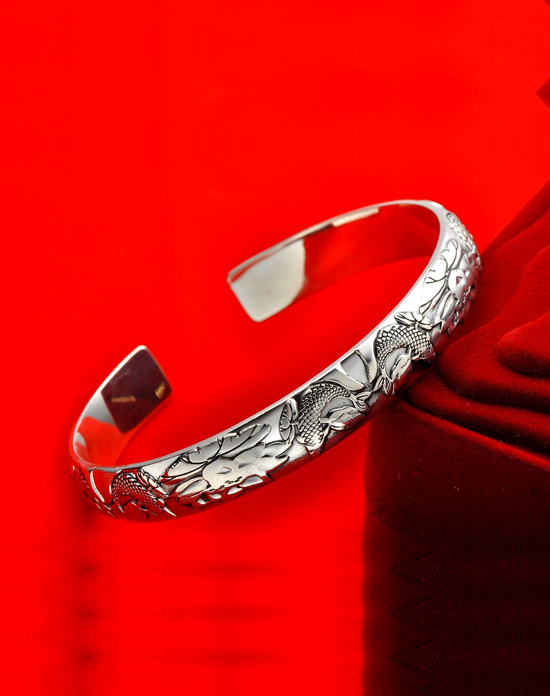 990足银泰银手镯双鱼荷花48g配证书