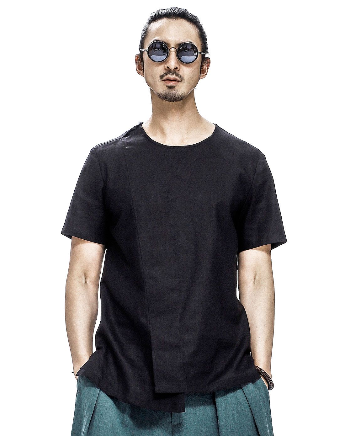 玄黑色棉麻圆领t恤