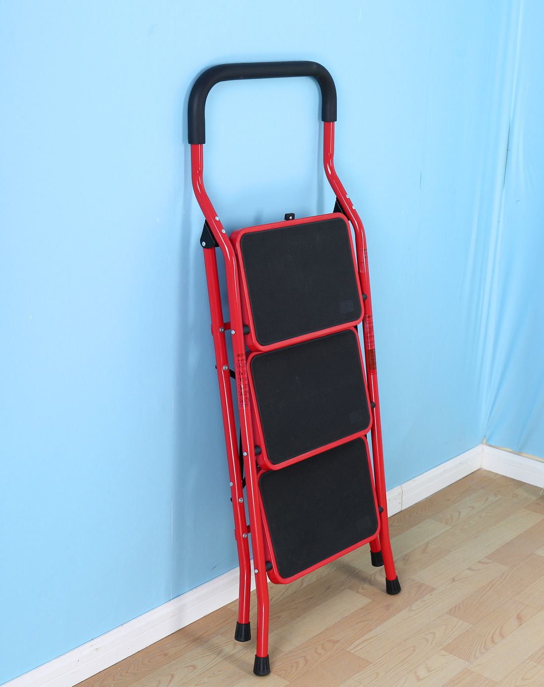 宝优妮宽踏步折叠三层家用梯8649