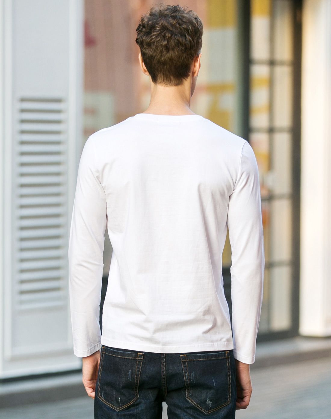 男本白长袖t恤