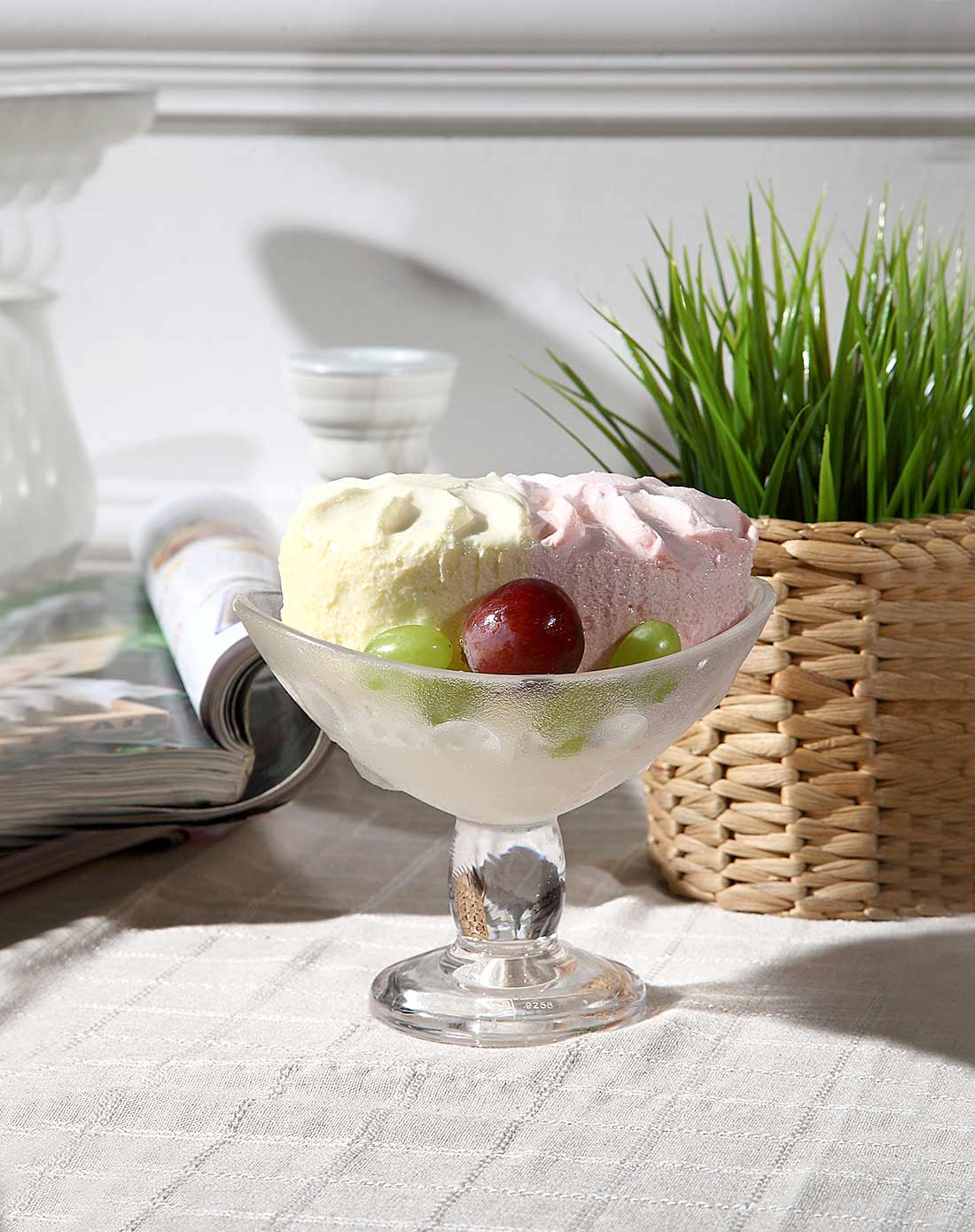 透明色水晶质感雪糕杯331ml