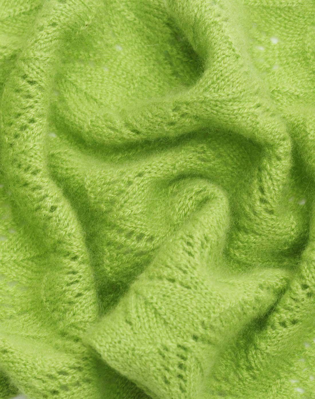 女嫩绿色山羊绒镂空针织围巾