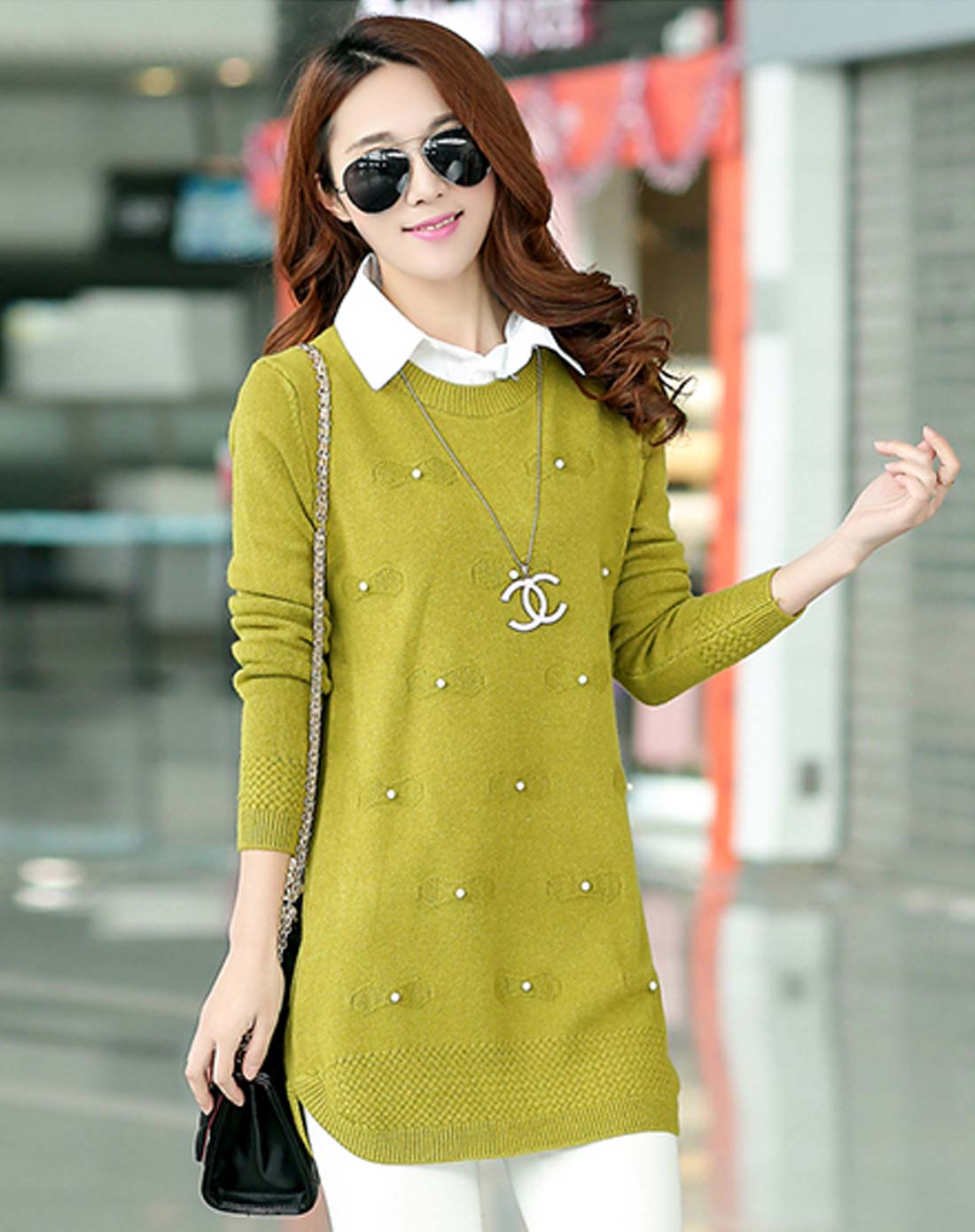 女秋香绿色钉珠修身中长款针织套头衫