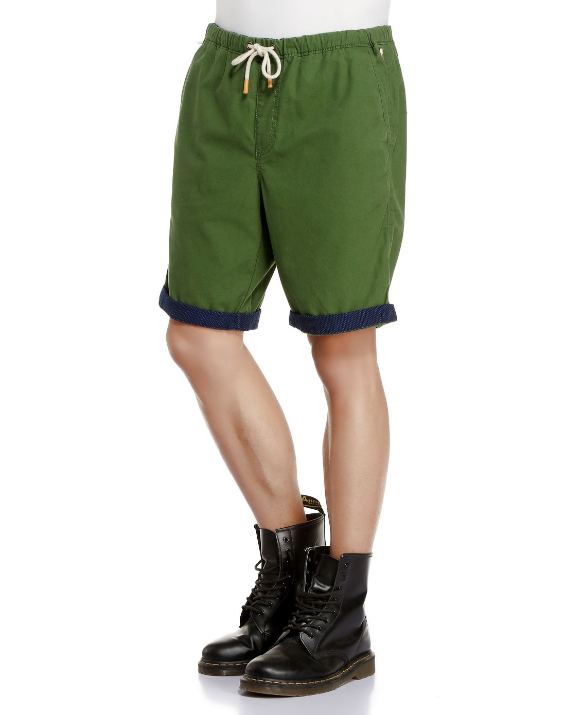 范斯 时尚潮搭 男款军绿色短裤