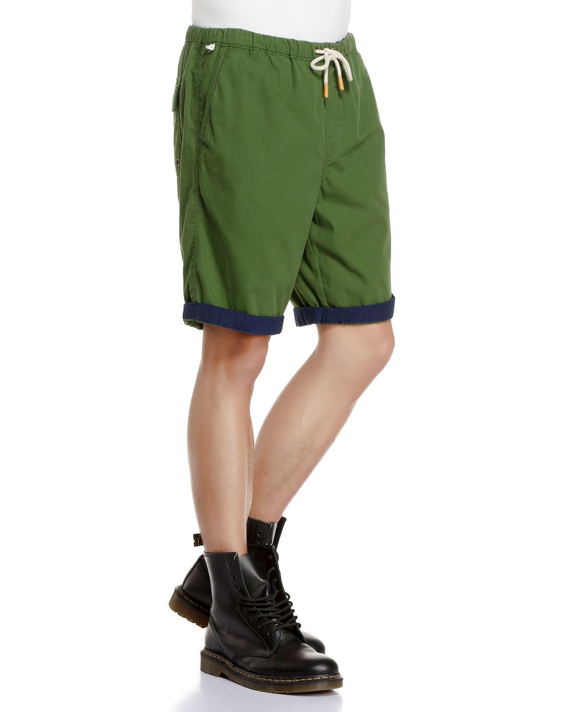 范斯 时尚潮搭 男款军绿色短裤