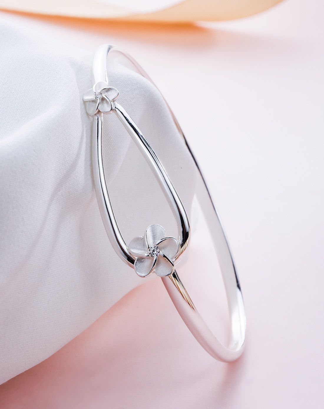 花与爱丽丝.银花朵搭扣手镯古典清新