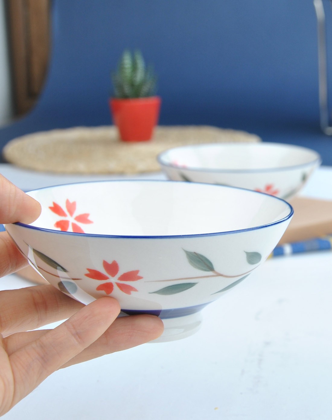 蓝藤骨玉瓷釉中彩4.75英寸斗笠碗(2只)