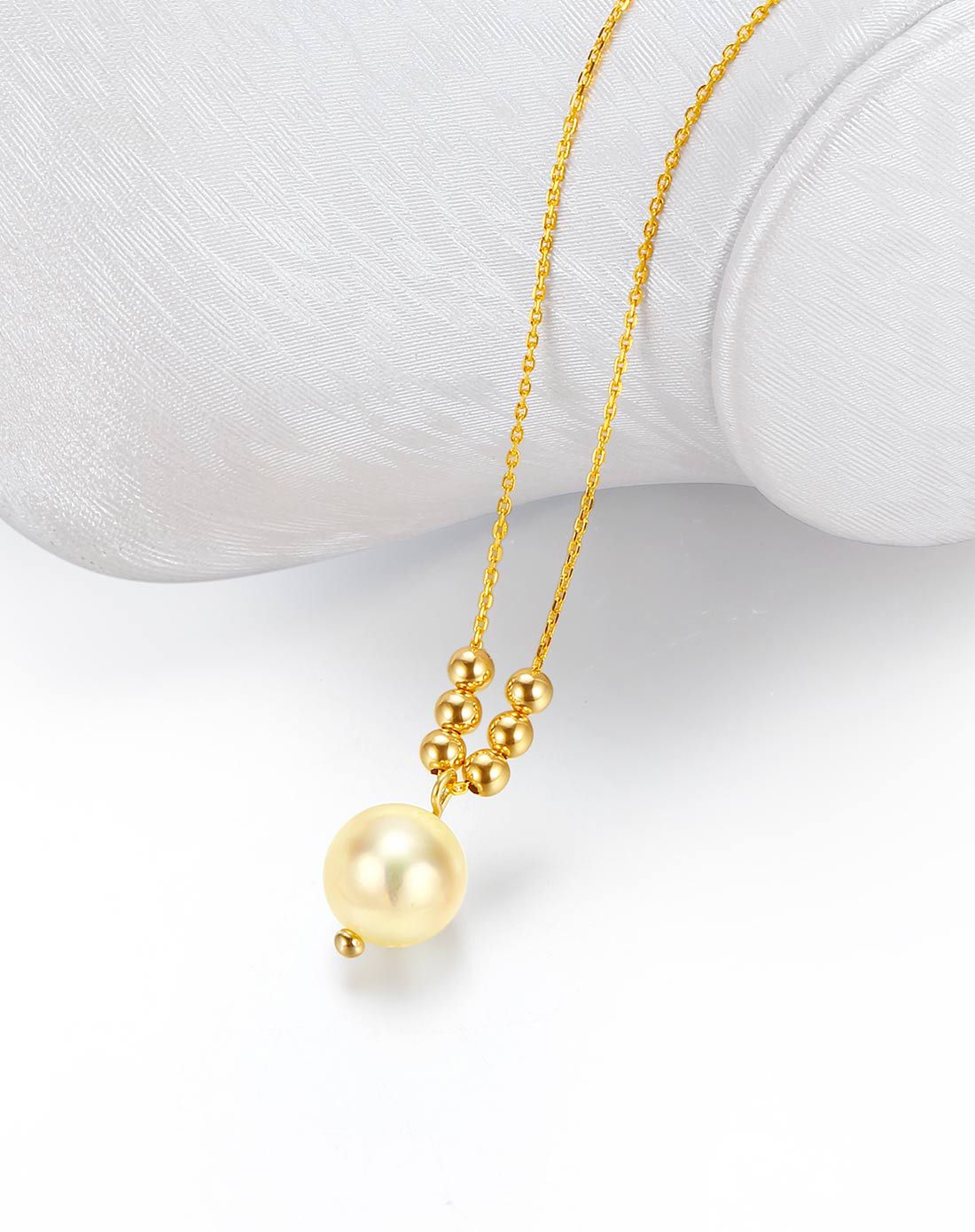 黛米8-8.5mm正圆亮浅金色akoya海水珍珠吊坠18k金链45cm长