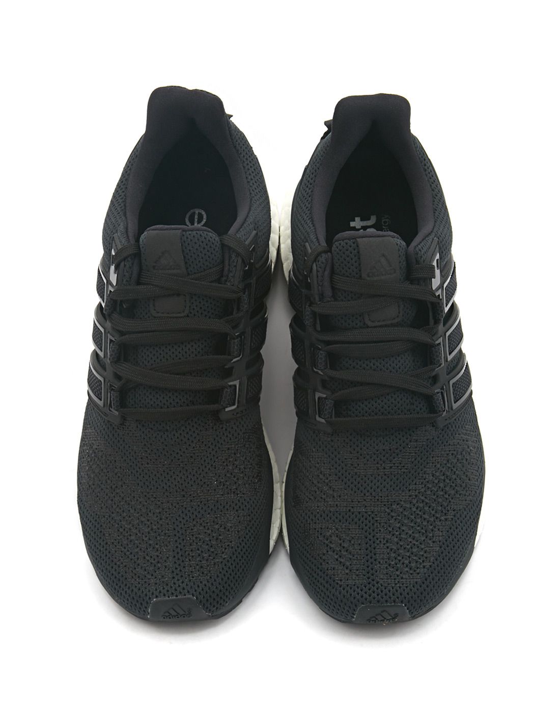 阿迪达斯 缓震透气 女款黑色boost系列跑步鞋