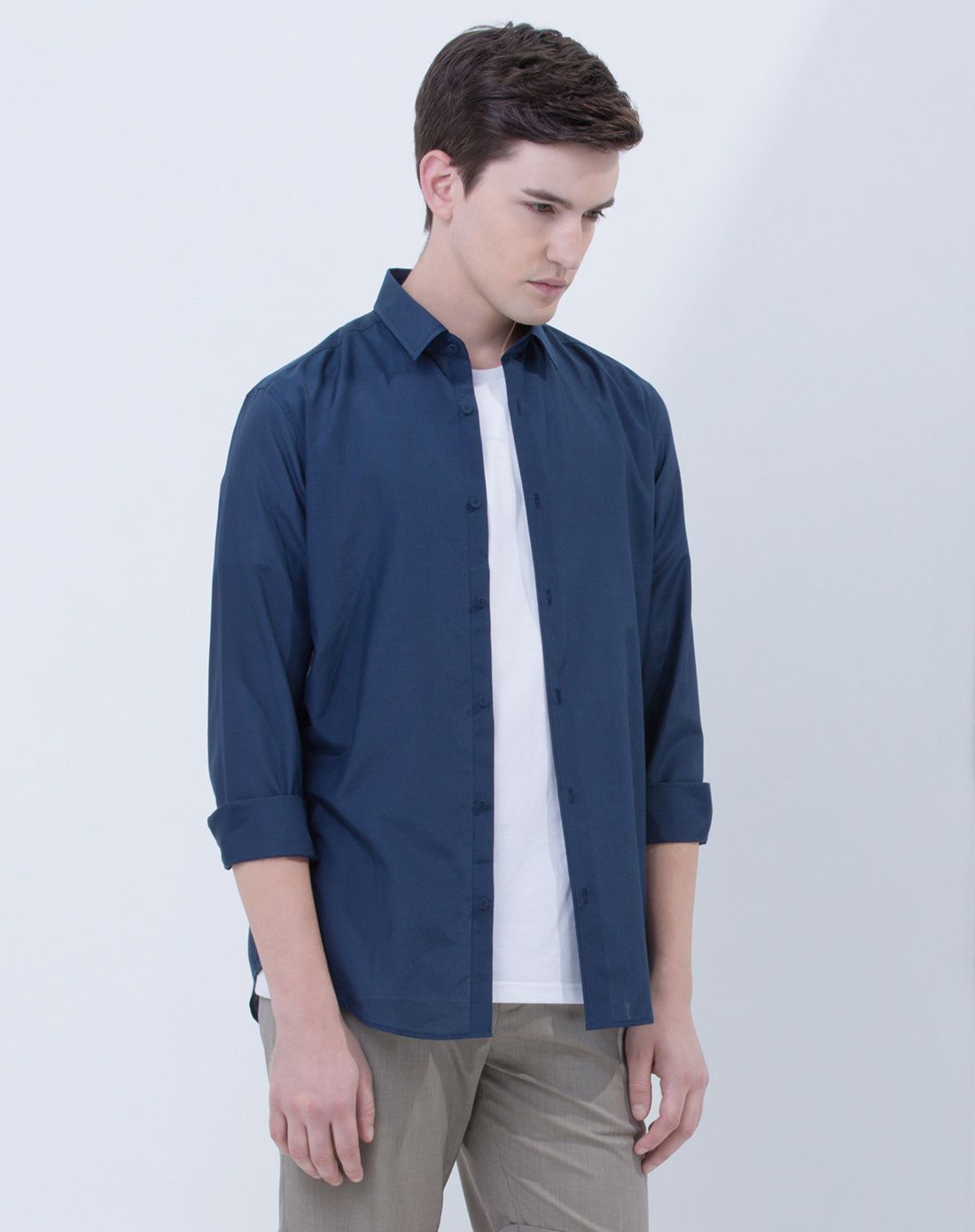 深蓝简约休闲开襟衬衫