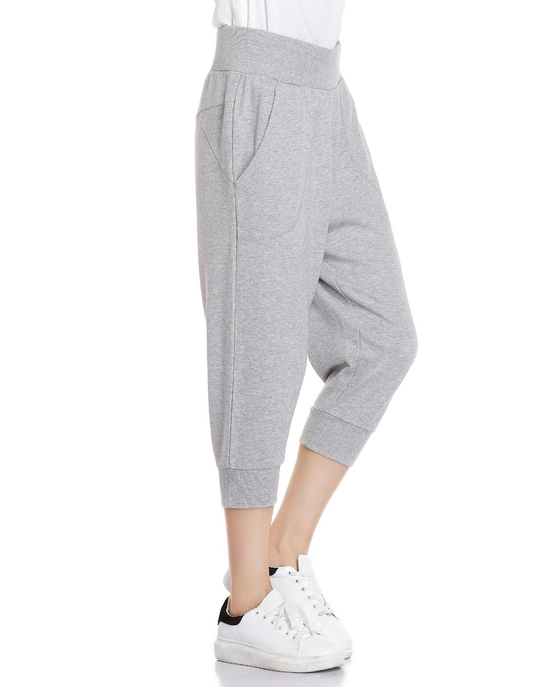 adidas女士断码鞋服特惠专场adidas 纯棉舒适 女款灰色七分裤g84749