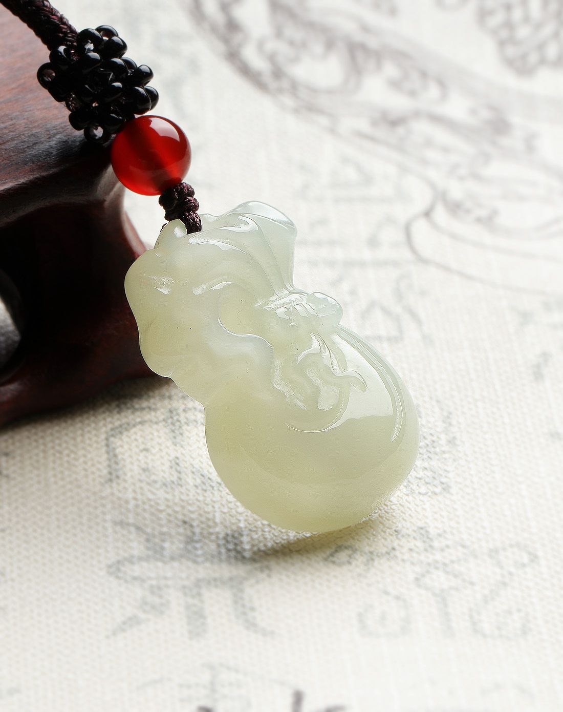 aznavour 天然和田玉福袋吊坠