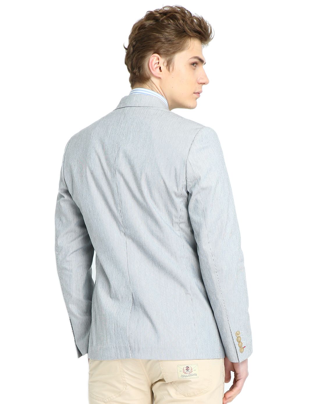 浅花灰两粒扣翻领西服