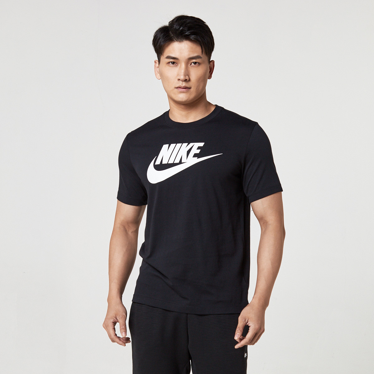 99元包邮 Nike 纯棉印LOGO 男款短袖T恤