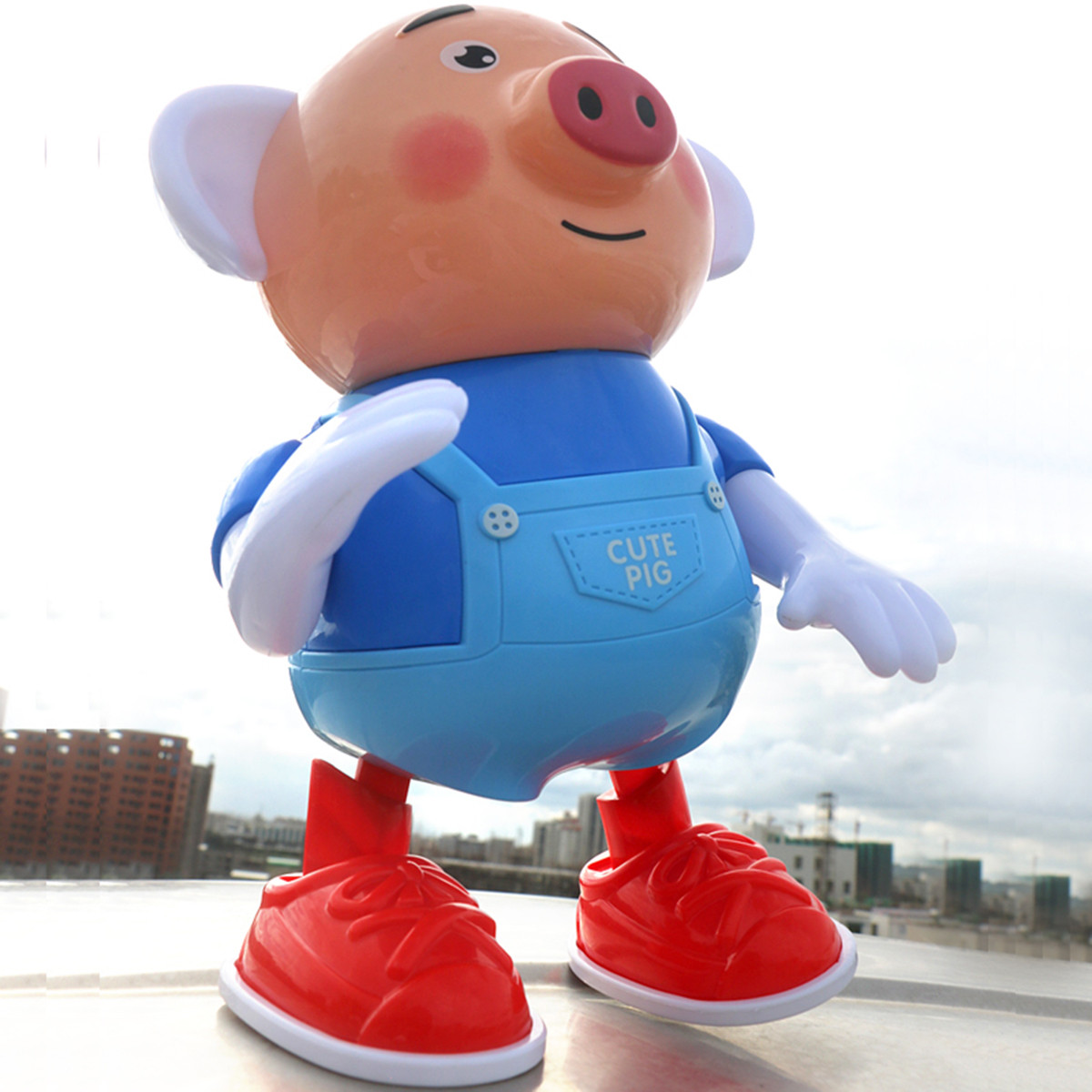 抖音小猪电动机器人儿童玩具男宝宝1-2周岁3女孩跳舞海草舞萌萌猪