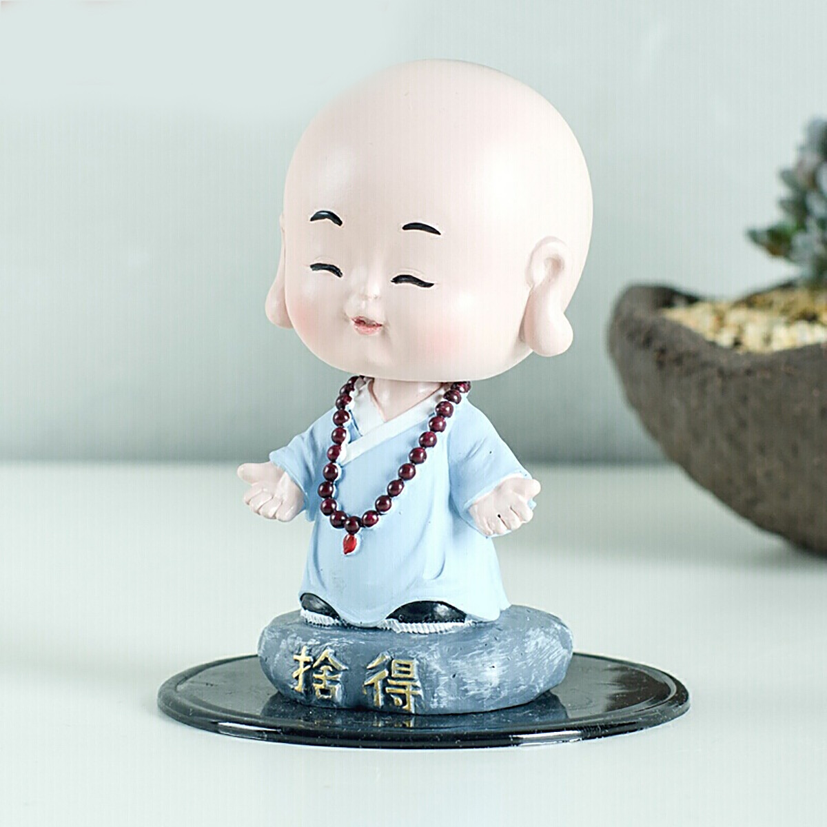 驰卡行汽车摆件小沙弥卡通创意摇头小和尚 车载摆件车内饰品公仔弥勒