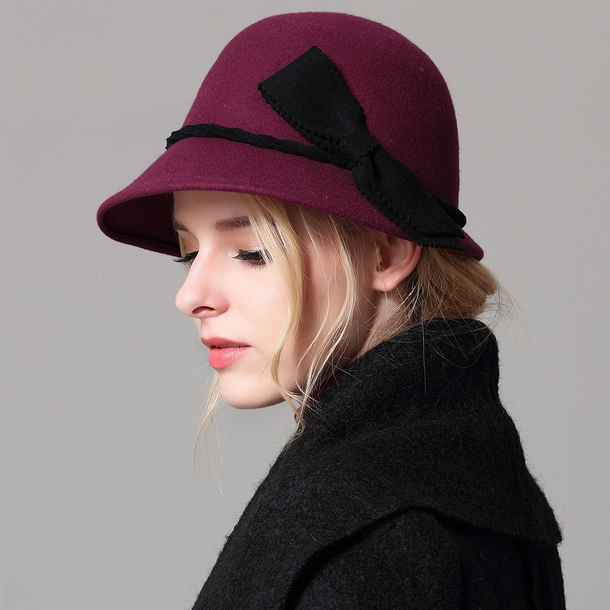 时尚撞色蝶结羊毛帽