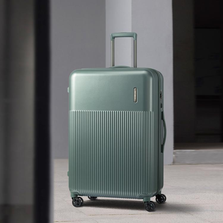 新秀丽 结实耐用大容量轻便拉杆箱20寸登机箱旅行箱密码行李箱 DK7