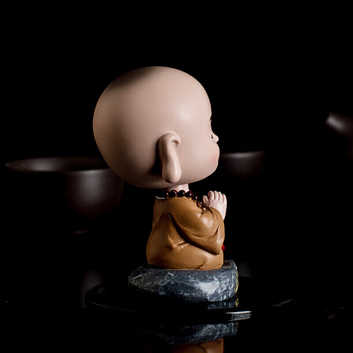 汽车摆件小沙弥卡通创意摇头小和尚 车载摆件车内饰品公仔弥勒 可爱