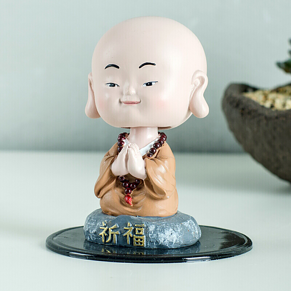 汽车摆件小沙弥卡通创意摇头小和尚 车载摆件车内饰品公仔弥勒 可爱