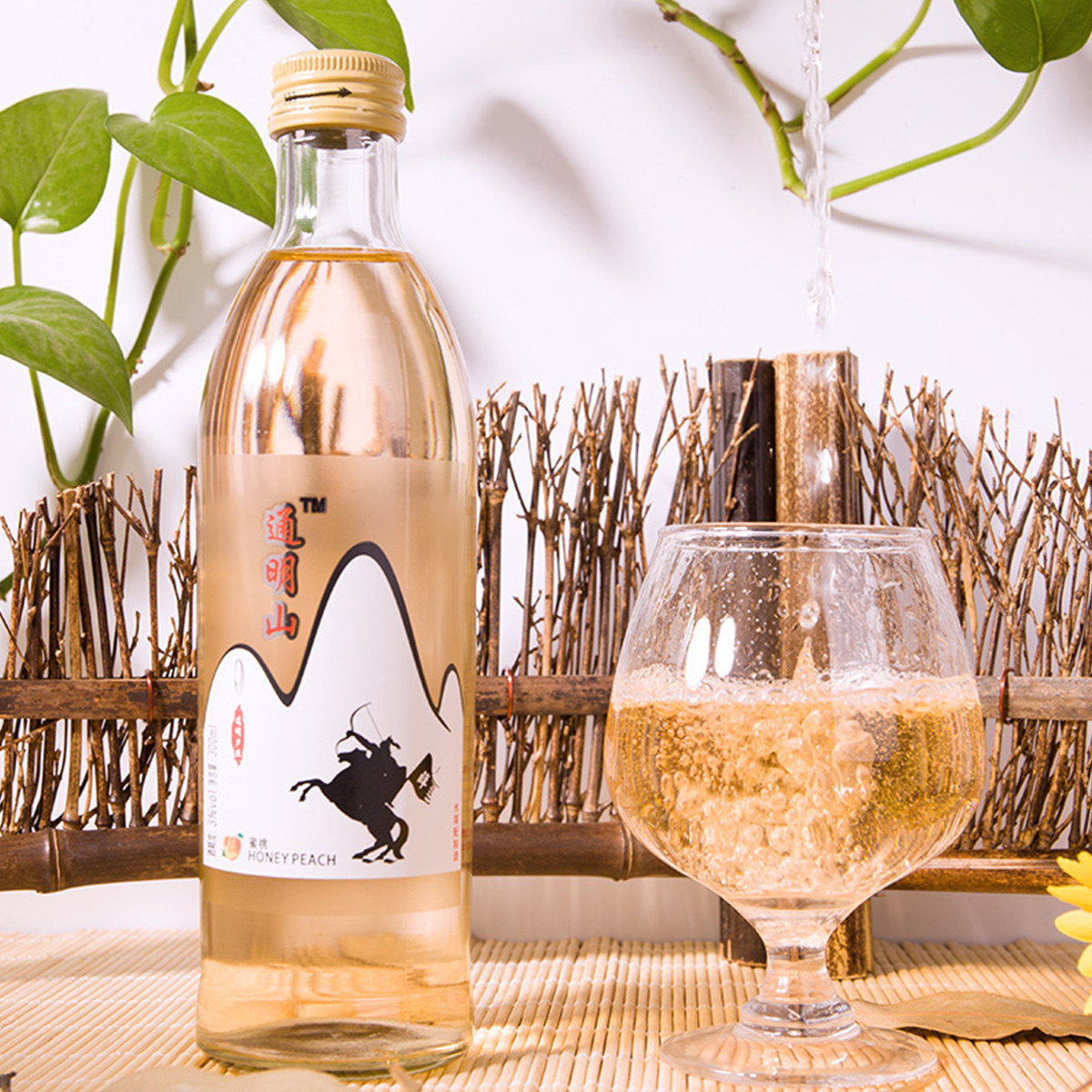 通明山酒类旗舰店 通明山低度酸甜蜜桃酒 女士低度甜酒鸡尾酒 3度 300