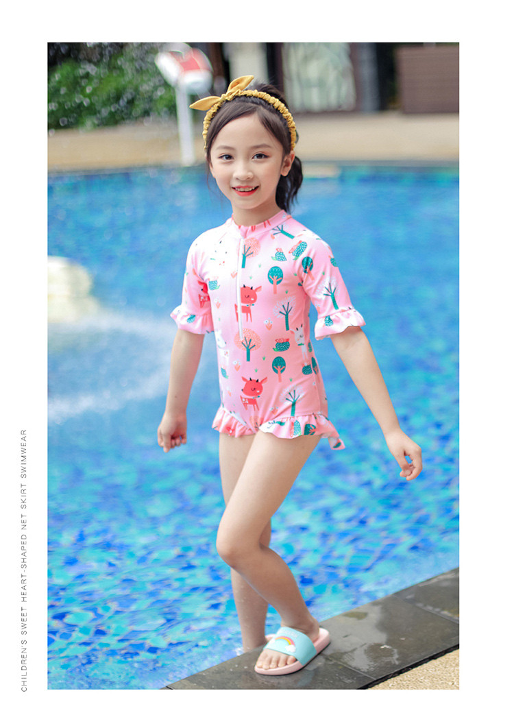 小美女泳装香港图片