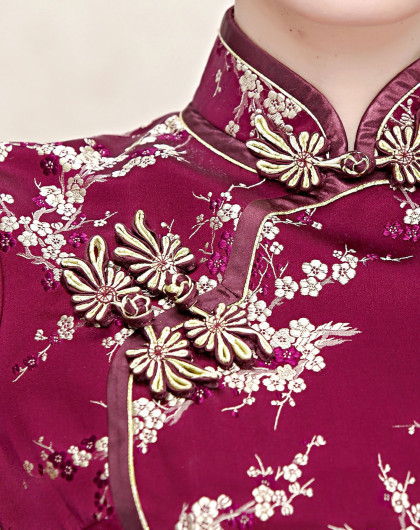 女款枣梅花织锦缎旗袍